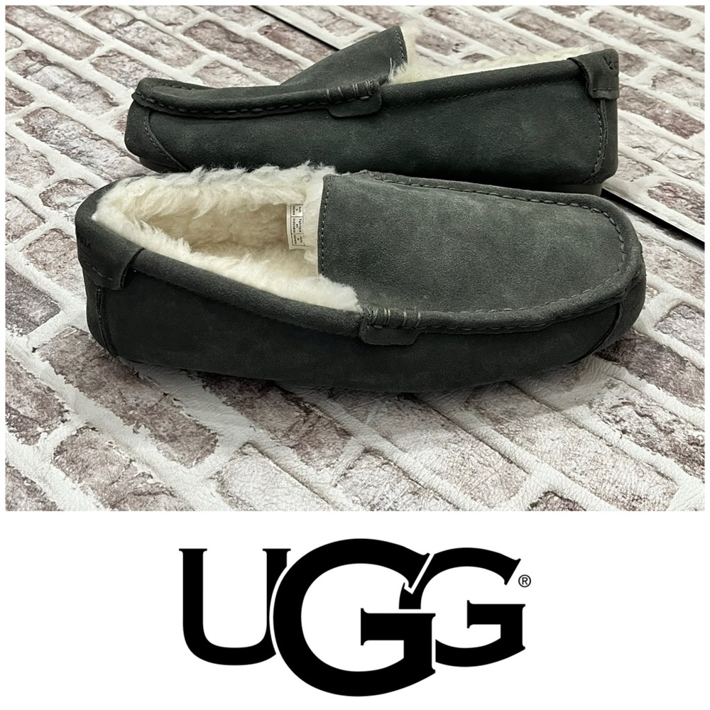 UGG Slippers Koolaburra Tipton Grey Faux Fur Slip On‎ 1105893 Moccasins Men’s 9